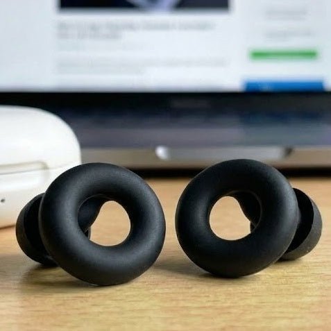The Best Earplugs for Flying - Suan Earplugs